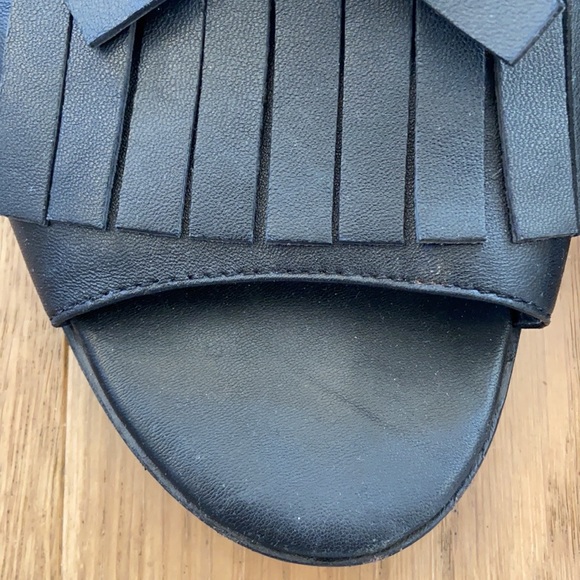 Marc Fisher Whitley Kiltie Fringe Slide Sandals - Picture 10 of 12